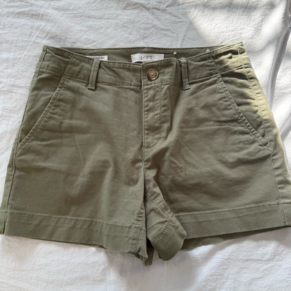 LOFT Women's Olive Green Cotton Shorts, Size 0
